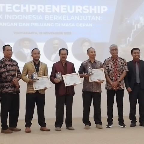 “Menangkap Peluang diantara Tantangan Masa Depan” FKIP UMBY Gelar Seminar Nasional Edutechpreneurship